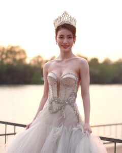มีนา 34