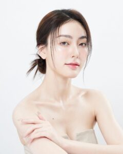มีนา 6
