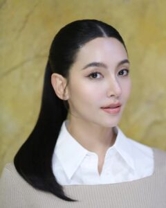 เบลล่า 1