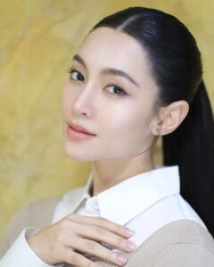 เบลล่า 2