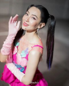 เบลล่า 23