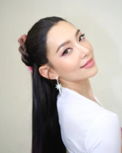 เบลล่า 28