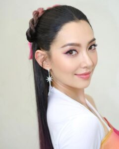 เบลล่า 29