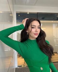 เบลล่า 32