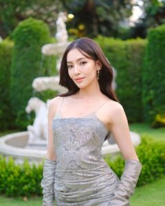 เบลล่า 8