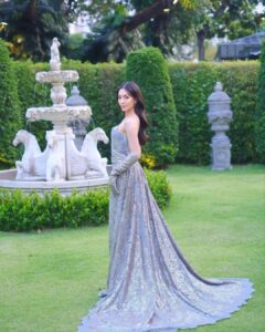 เบลล่า 9