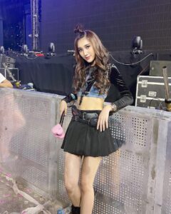 เบส23