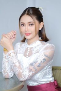 เปิดวาร์ป น้องน้ำแข็ง ทิพวรรณ แนะนำโต เพลงใหม่ น้ำแข็ง 7