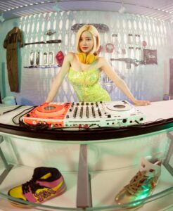 ดีเจโซดา 8