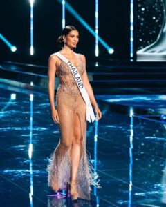 แอนโทเนีย โพซิ้ว 13