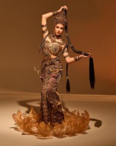 แอนโทเนีย โพซิ้ว 2